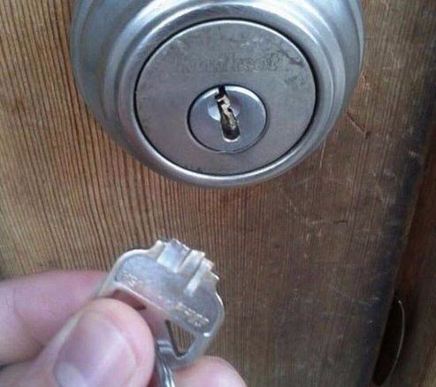 Как починить замок на входной двери