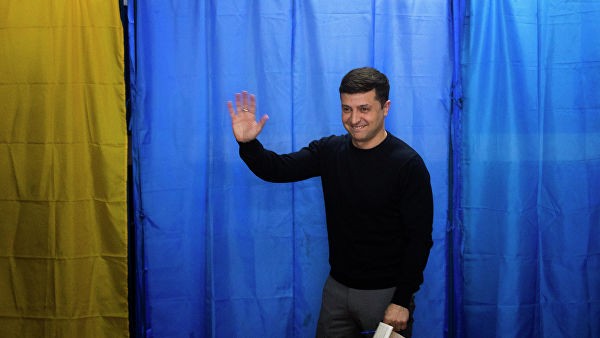 Зеленский отреагировал на официальные итоги первого тура выборов на Украине