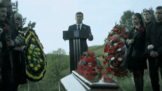 В Раде требуют возбудить дело на Зеленского из-за похорон президента в сериале