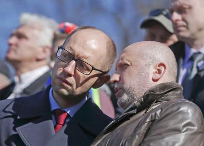 Против Яценюка, Турчинова и Парубия открыто дело за умышленную сдачу Крыма