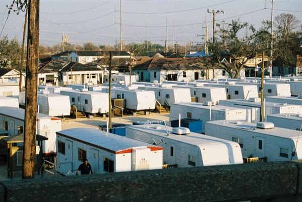 Сколько американцев живёт в трейлер-парках? Как заработать 5 млрд долларов на нищете