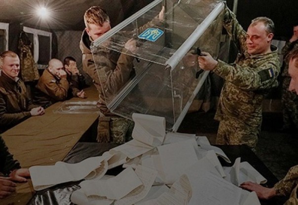 ВСУшники выбрали главнокомандующим Зеленского | На Донбассе вскрылись массовые манипуляции с голосами в пользу Порошенко