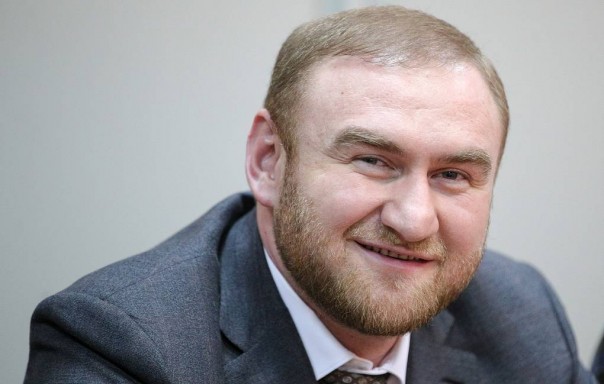 Суд признал законным продление ареста Рауфу Арашукову