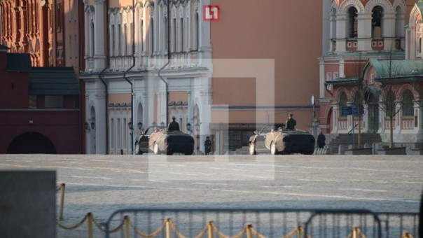 На Красной площади заметили кабриолеты Aurus