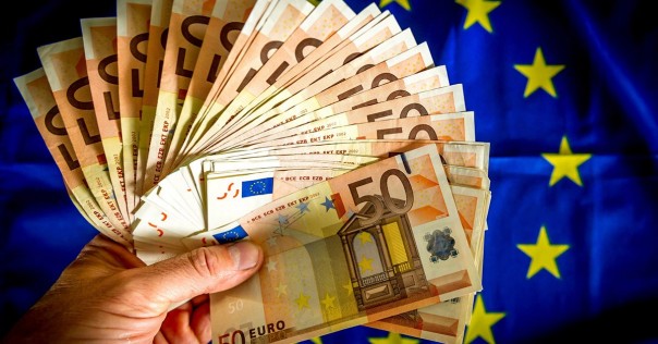 Опыт Прибалтики удерживает Польшу от введения евро