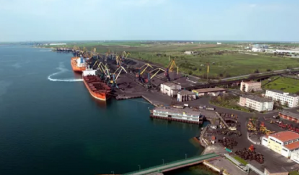 Под Одессой украинизировали порт Южный в Пивдэнный