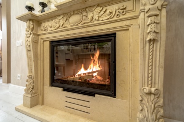 Готовые камины VS Камины на заказ