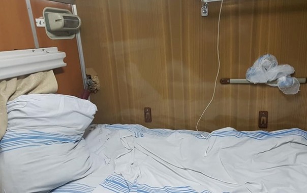 Цэеуропейские поезда: В поезде Укрзализныци под пассажиром обвалилась полка