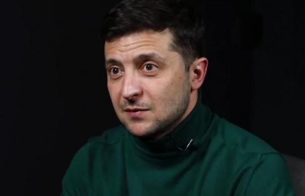 Зеленского в его штабе по ошибке назвали "Владимиром Владимировичем"