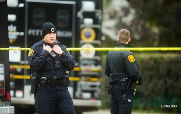 В США неизвестный открыл стрельбу в синагоге: есть пострадавшие