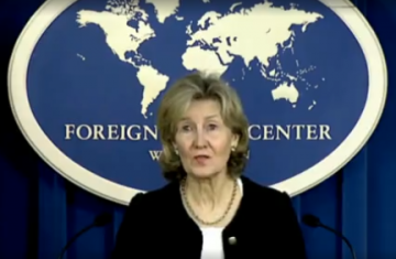 В Кремле посоветовали НАТО выбирать выражения при разговоре о российских границах