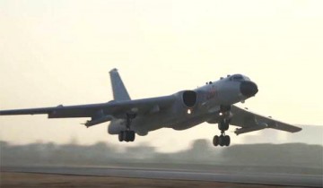 Китай перебросил стратегический H-6K ближе к индийской границе