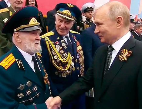 Ветеран похвалил Путина за возвращение Крыма: «Я восхищен Вашей операцией с Крымом!»