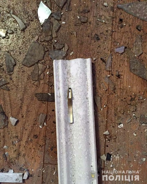 В Ровенской области в дом депутата бросили гранату | В Одесской области нашли склад боеприпасов с Донбасса