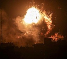 Что стоит за внезапным ударом ВВС Израиля по столице Сирии