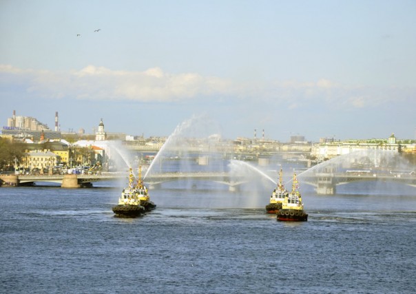 Вальс буксиров, выставки и конкурсы: что еще ждет петербуржцев на VI Фестивале ледоколов
