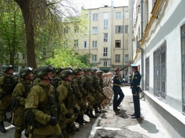 Доброе дело: в Самаре провели парады Победы для ветеранов у них под окнами
