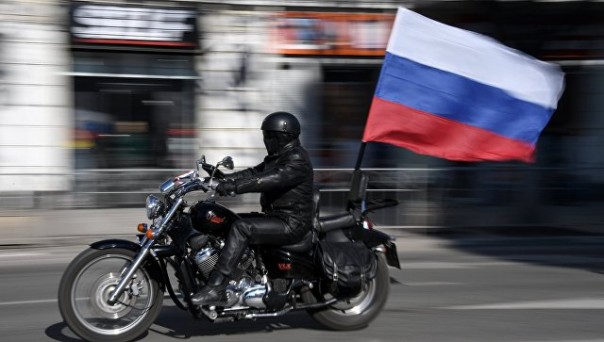 Украинские байкеры присоединились к колонне "Ночных волков" в Европе