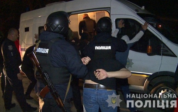 На Виннице попытка захвата завода: 50 человек задержаны