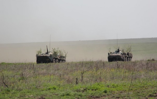 Укрофашисты провели учения в Приазовье