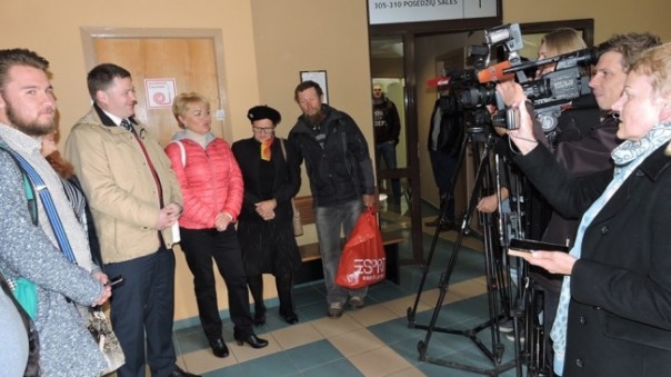 За «оскорбление памяти» «лесного брата» литовца оштрафовали на 12 000 €