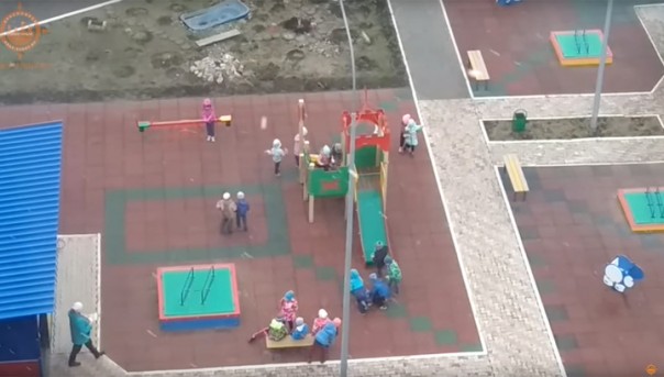 Следователи взялись за драку детей в детсаду Красноярска