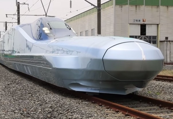 Каким будет самый быстрый поезд мира: видео испытаний