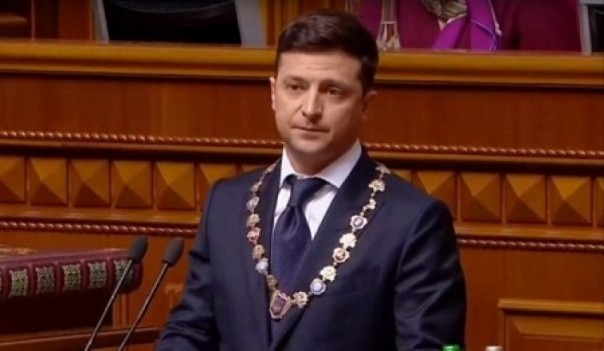 Зеленский не будет обращаться в Конституционный суд по поводу закона о языке