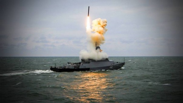 Российские ракетные корветы стоимостью 30 миллионов долларов стреляют в четыре раза дальше, чем 2-миллиардные американские эсминцы и крейсера