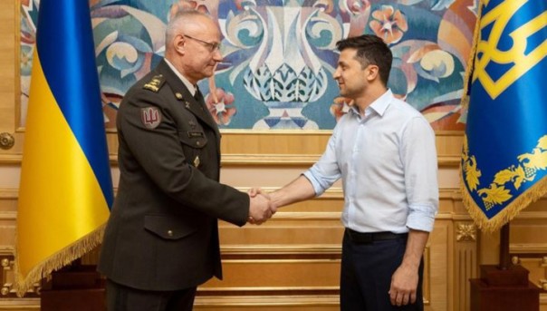Новый глава Генштаба ВСУ: выпускник московского училища, едва не погибший под Иловайском