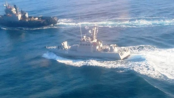 Моряков нельзя было посылать в Керченский пролив – глава Генштаба Украины