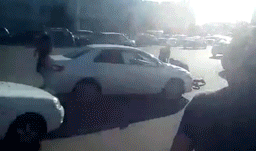 Житель Уфы расстрелял водителя и пассажирку "приоры". (Видео)