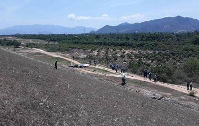 Во Вьетнаме разбился военный самолет, пилоты погибли