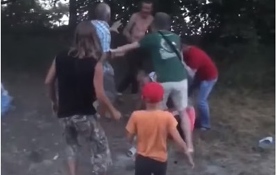 В Винницкой области перевернулся автобус: шесть пострадавших | В Ровенской области пассажиры устроили массовую драку за места в автобусе