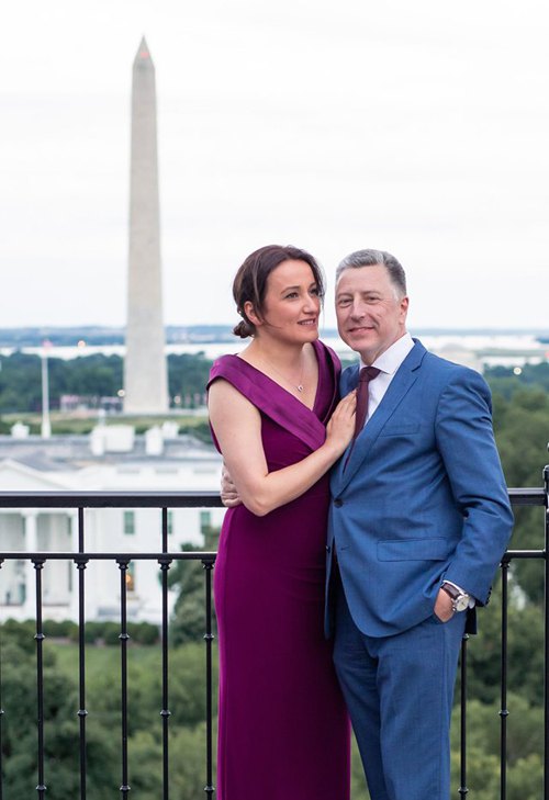 Волкер женился на грузинской журналистке