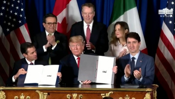 Новая торговая война США: американский бизнес готов судиться с Трампом