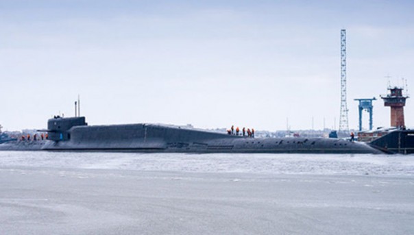 Три российских подлодки провели учения во льдах | Черноморский флот получит три новых корабля