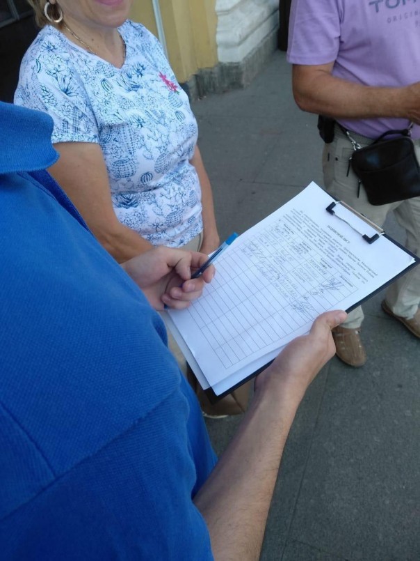 Петербуржцы выступили за трезвость в петербургском парламенте