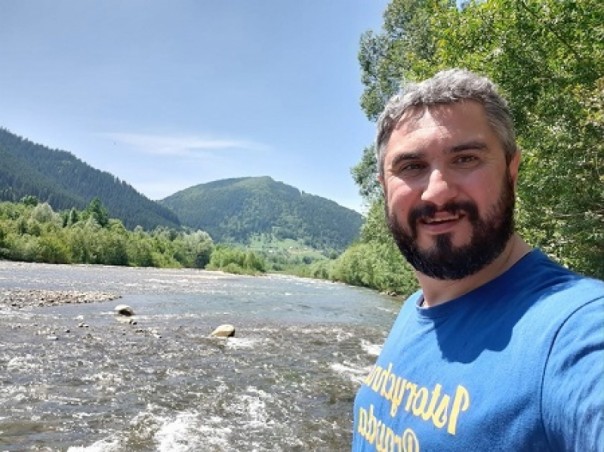 Подбросить наркотик: украинский журналист предложил метод расправы с оппозиционерами