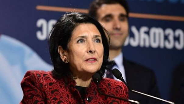 Президент Грузии выступила за сохранение потока туристов из России