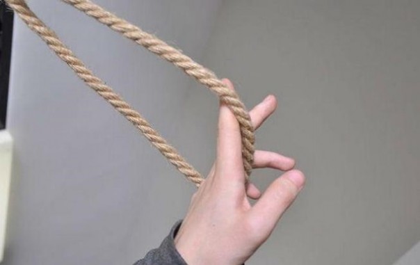 В Херсонской области повесилась девятилетняя девочка