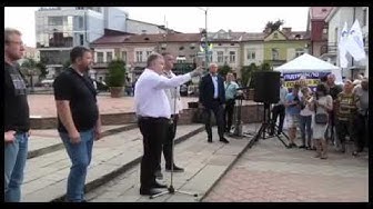 "По морде получите". Порошенко угрожал людям за выкрики "Ганьба!"