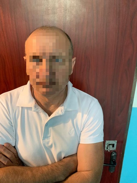 На границе с Польшей задержали бельгийца, пытавшегося продать трех украинок | В Мариуполе задержали лиц, продававших женщин в секс-рабство в Чехию