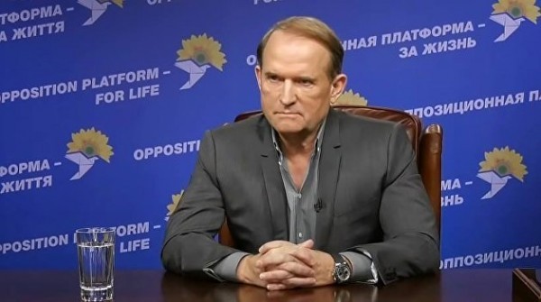 "Там нет даже намека на федерацию!": Медведчук призвал Зеленского поддержать автономию Донбасса в унитарной Украине