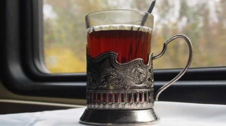 Укрзализныця закупила стаканы по две тысячи гривен