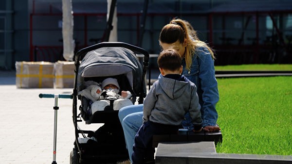 В Минтруде предложили сделать программу материнского капитала бессрочной