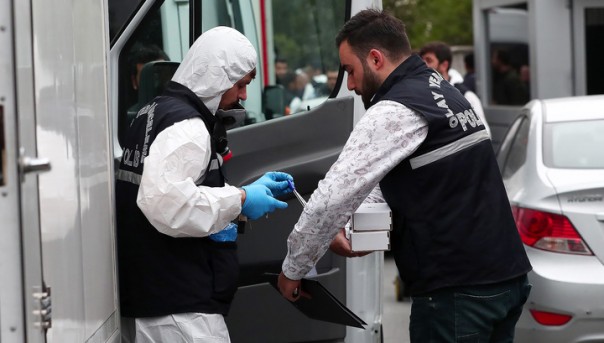 Полицейские нашли в машине радиоактивный калифорний для боеголовок