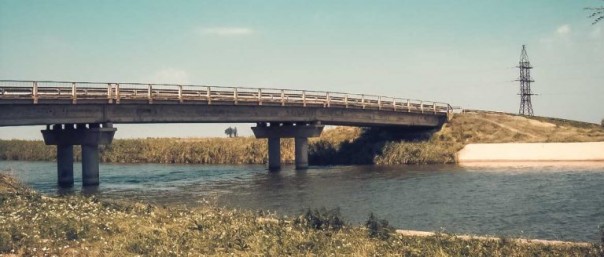 Свидомые бьются в истерике: У Зеленского хотят вернуть воду в Крым