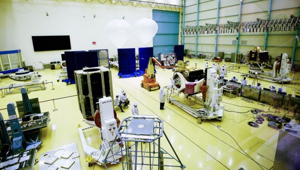 Старт индийской миссии к Луне отложен