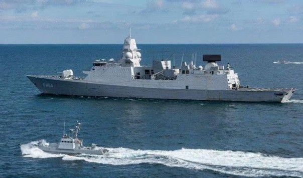 Китайские СМИ рассмешила украинская "рыбацкая лодка" на учениях с США